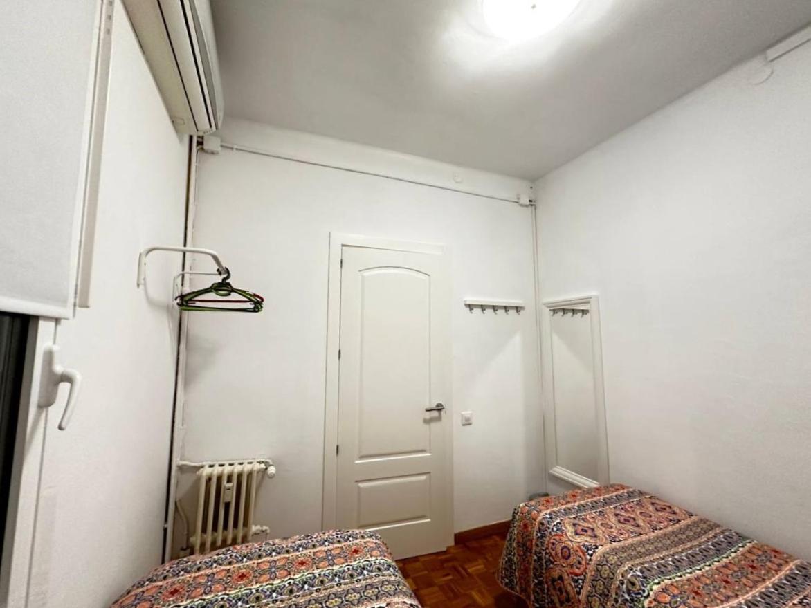 Rooms Nuevo Roger Barcelona Eksteriør billede