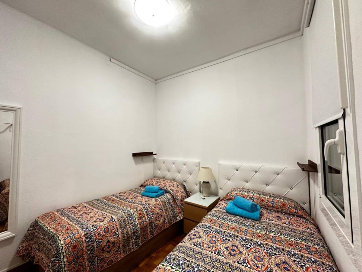 Rooms Nuevo Roger Barcelona Eksteriør billede